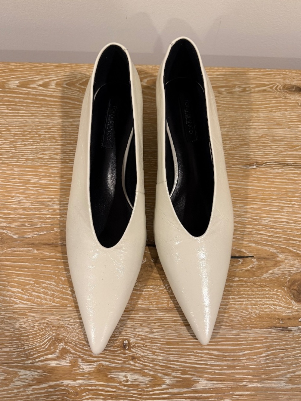 Tony Bianco Kitten Heel Pump Ivory Size 9